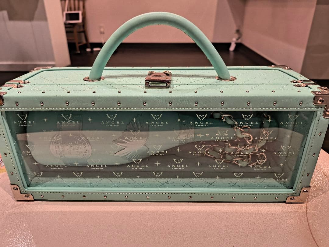 エンジェル シャンパン ドゥミセック リミテッド サマー グリーン　レザータイプ