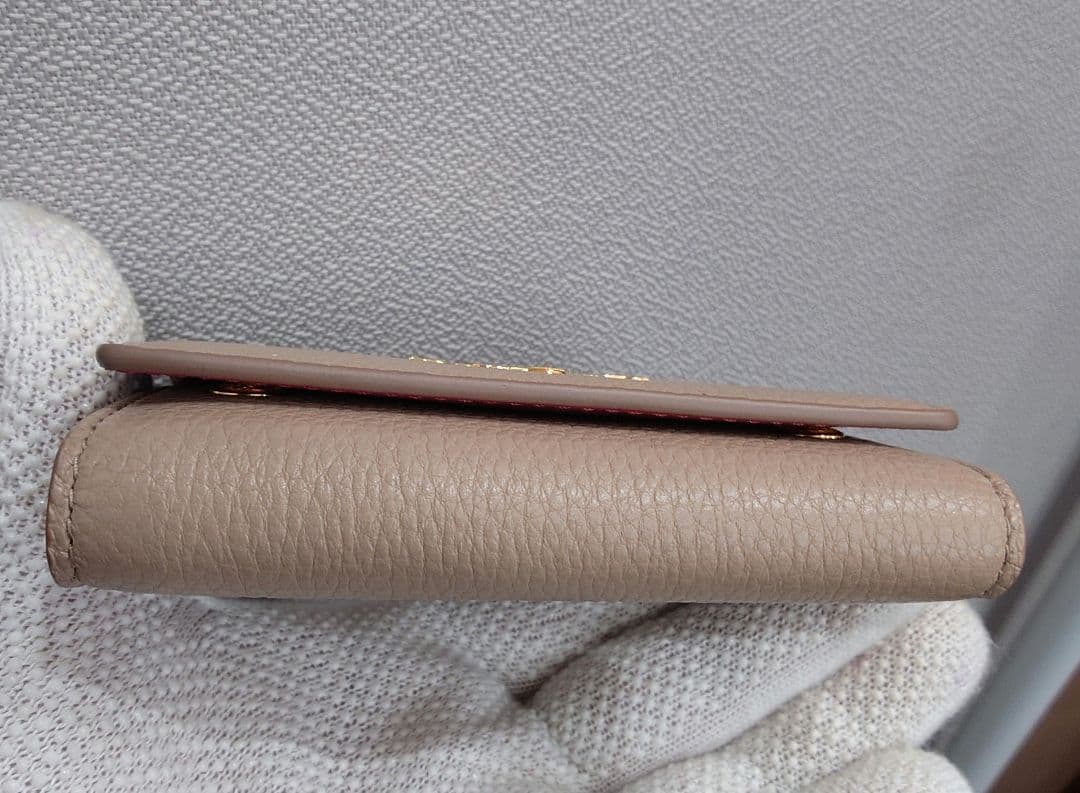 あ*や様 未使用品 プラダ 4連キーケース ベージュ×ピンク