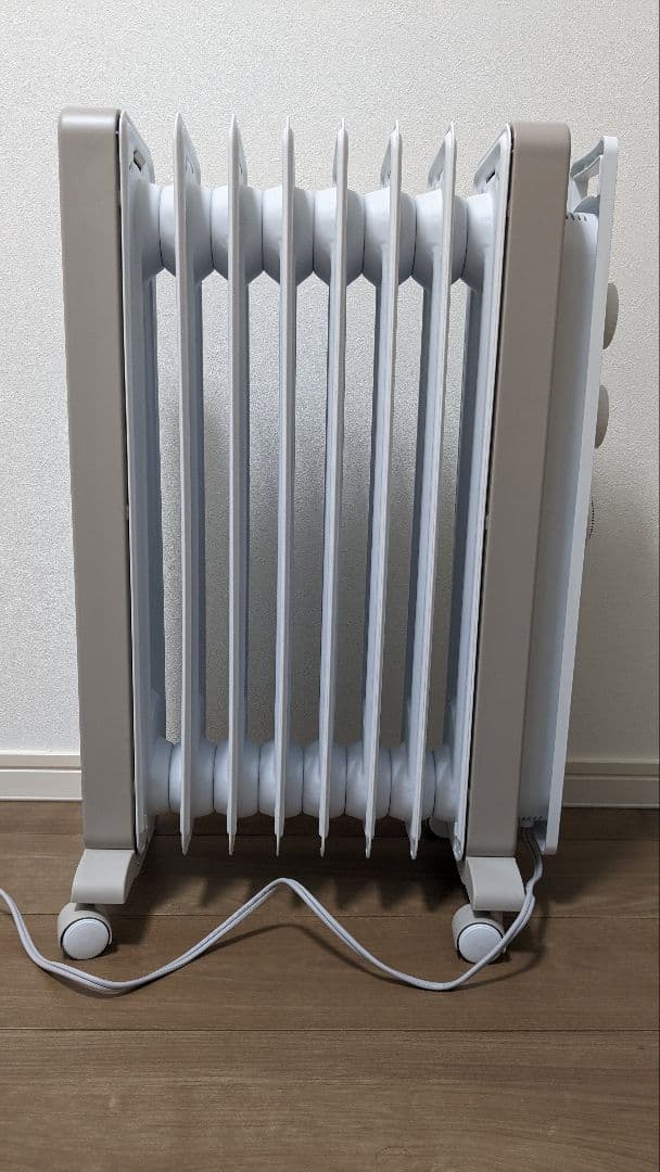 デロンギ オイルヒーター RHJ21F0812-WH