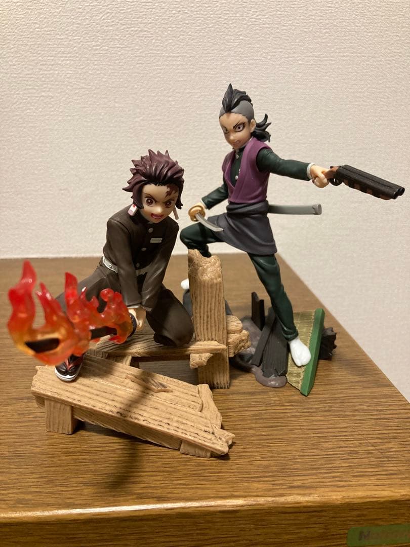 鬼滅の刃　XrossLink　クロスリンク フィギュア 竈門炭治郎 不死川玄弥