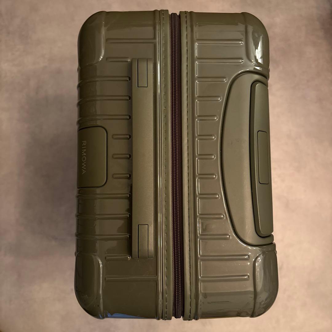 RIMOWA リモワ　エッセンシャルキャビン　カクタス　限定カラー！