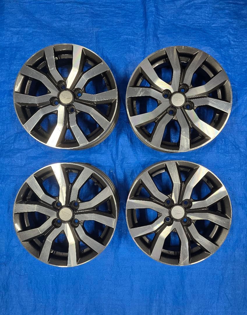 トール、ルーミー純正アルミホイール