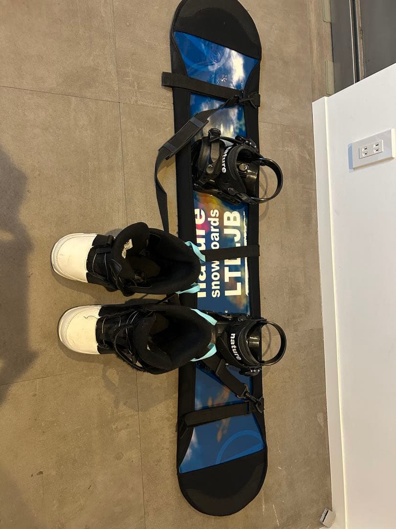 キッズ用 Nature スノーボード130cm、ブーツ、留め具、ケース4点セット
