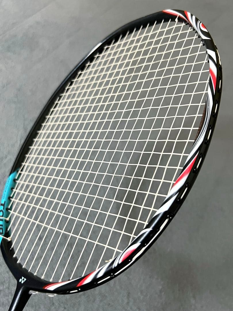 アストロクス100ツアーbpバドミントンラケットASTROX 100Tour