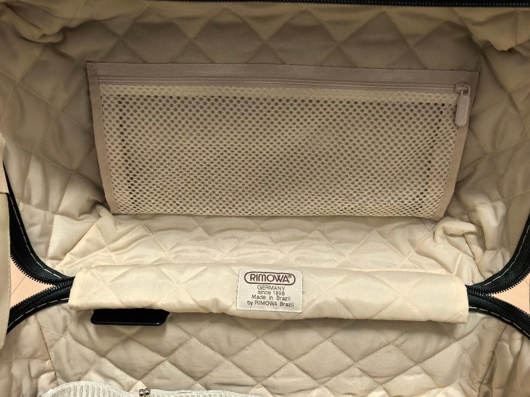 [値下不可]RIMOWA リモワ ボサノバビューティーケース ダイヤルロック式