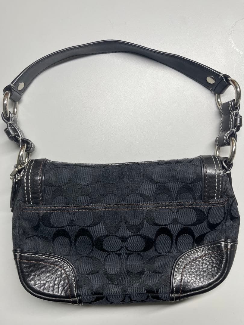 コーチ　ワンショルダー　シグネチャー　ターンロック　y2k バッグ