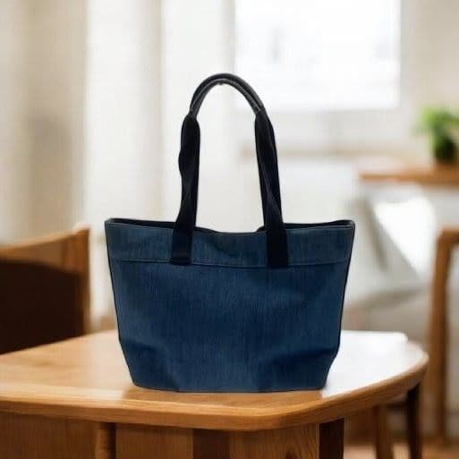 ​【美品】COACH コーチ デニム トートバッグ 馬車ロゴ キャンバス A4可