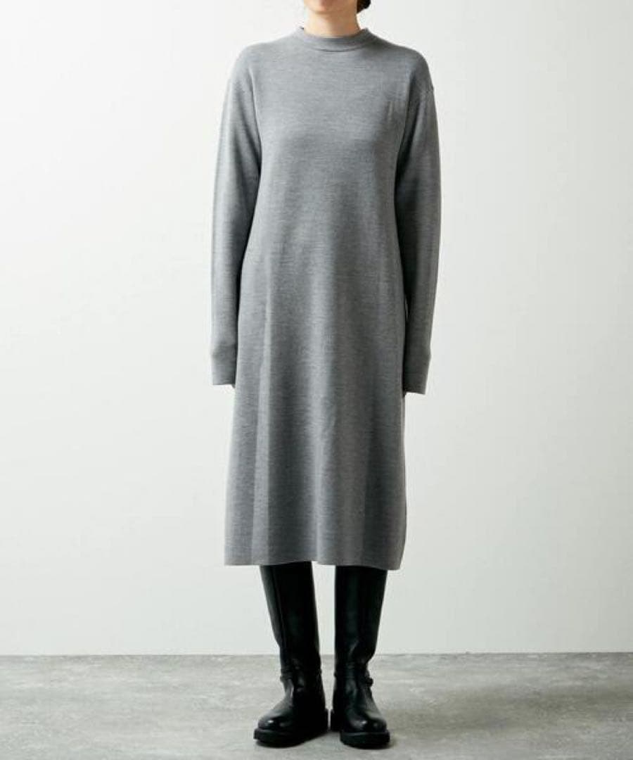 新品タグ付レリタージュマルティニークエキストラファインメリノハイネックワンピース