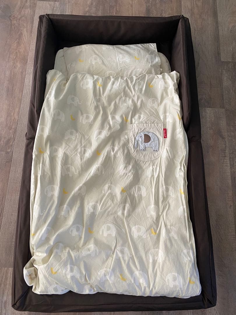 フォルスカ farska コンパクトベッド L ラージサイズ　ブラウン