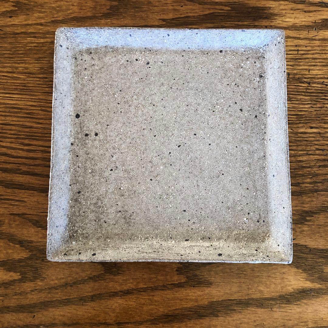 村上躍さん　砂化粧角皿