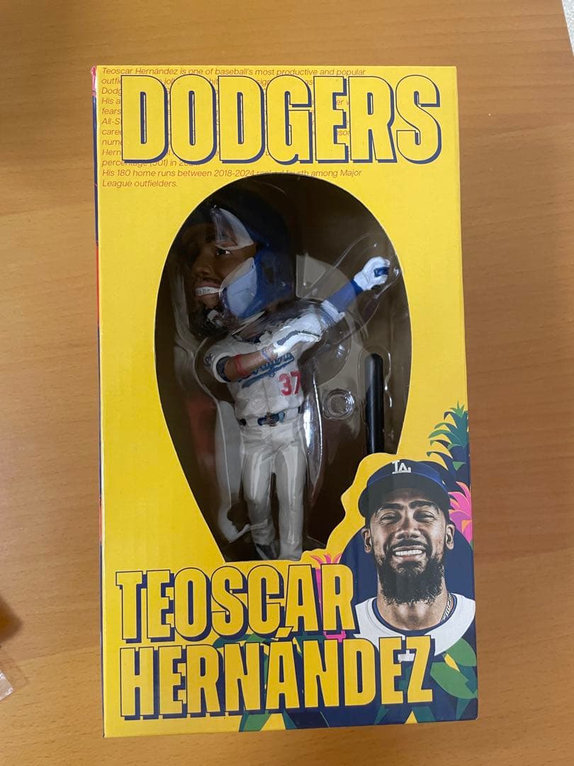 ドジャース テオスカー・ヘルナンデス ボブルヘッド