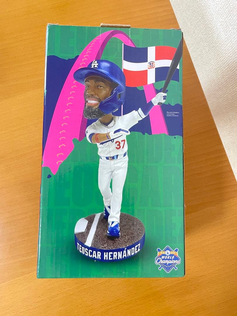 ドジャース テオスカー・ヘルナンデス ボブルヘッド