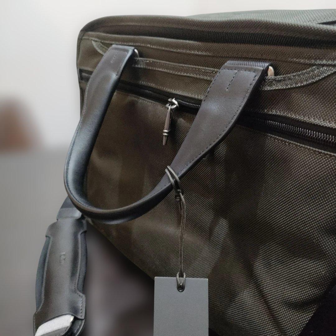 TUMIバック　026141WL2E　ほぼ未使用