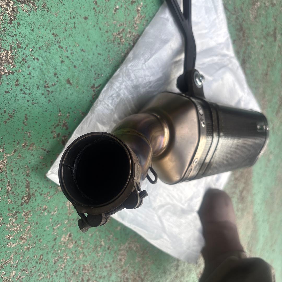 zx10r マフラー16〜20AKRAPOVIC マフラーステーレーシングフック