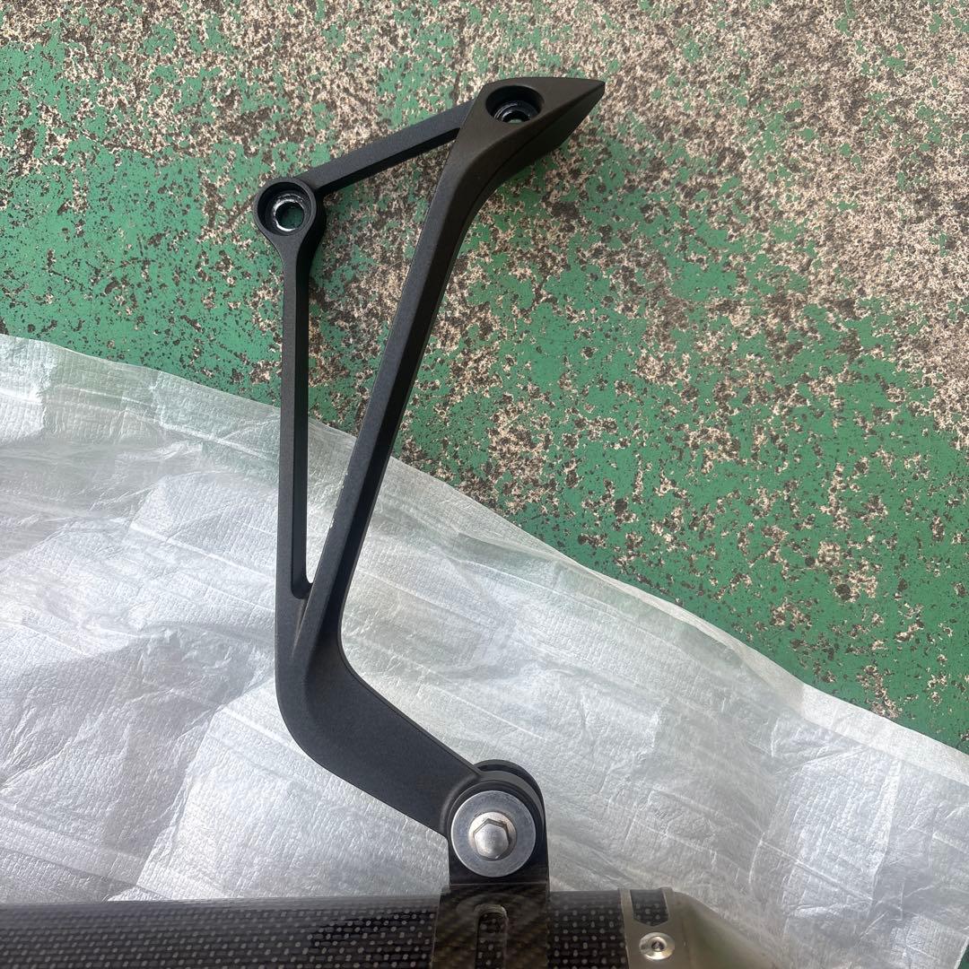 zx10r マフラー16〜20AKRAPOVIC マフラーステーレーシングフック