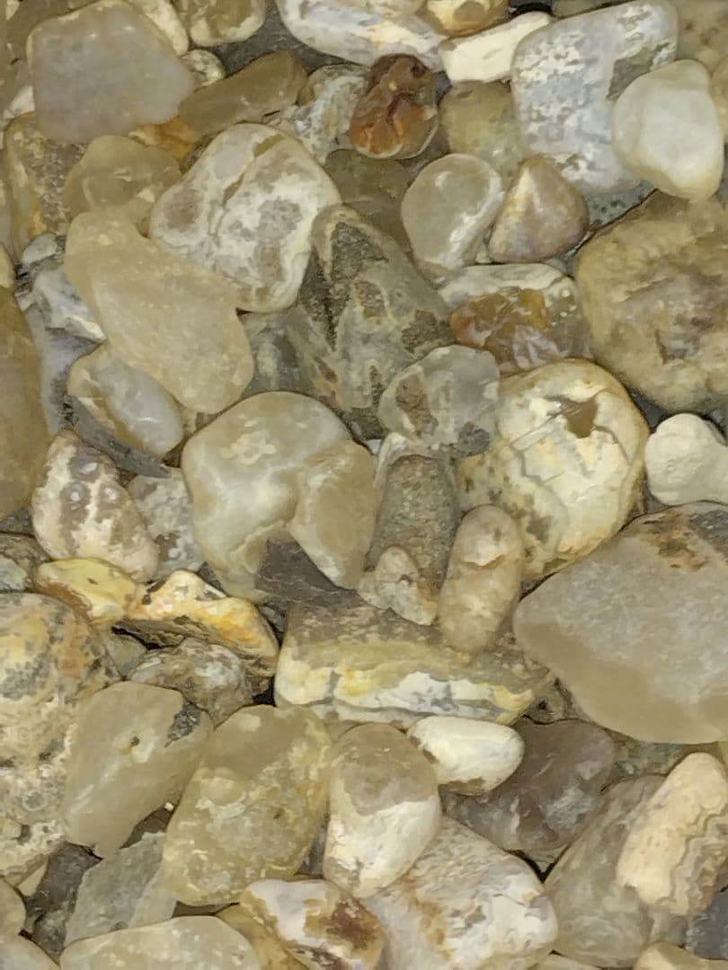 KARAKURI購入予定品 北海道厚田村産　瑪瑙原石　7キロ大量