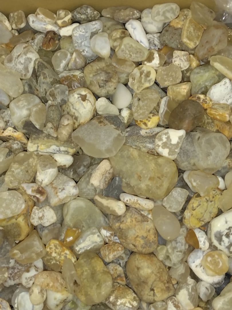 KARAKURI購入予定品 北海道厚田村産　瑪瑙原石　7キロ大量