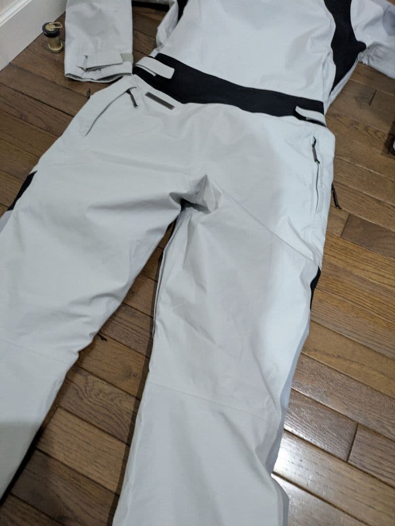 BURTON ジャンプスーツ　レディース　GORE-TEX S