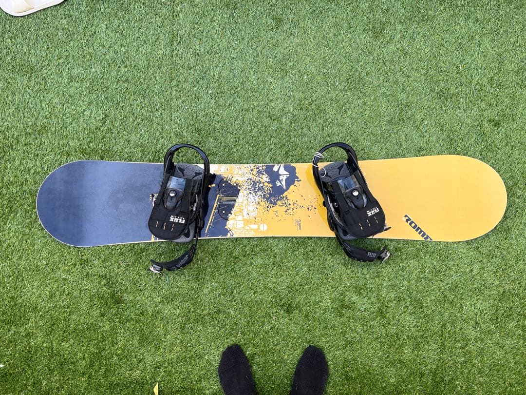 TTRD スノーボード オレンジ/黒 バインディング付き