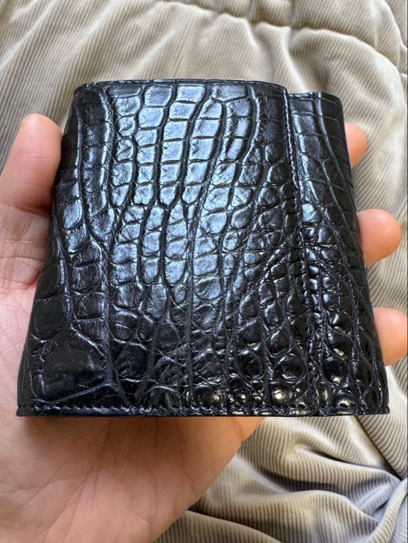 激安！未使用！　クロコダイル　ポロサス　マット　ブラック　二つ折り財布
