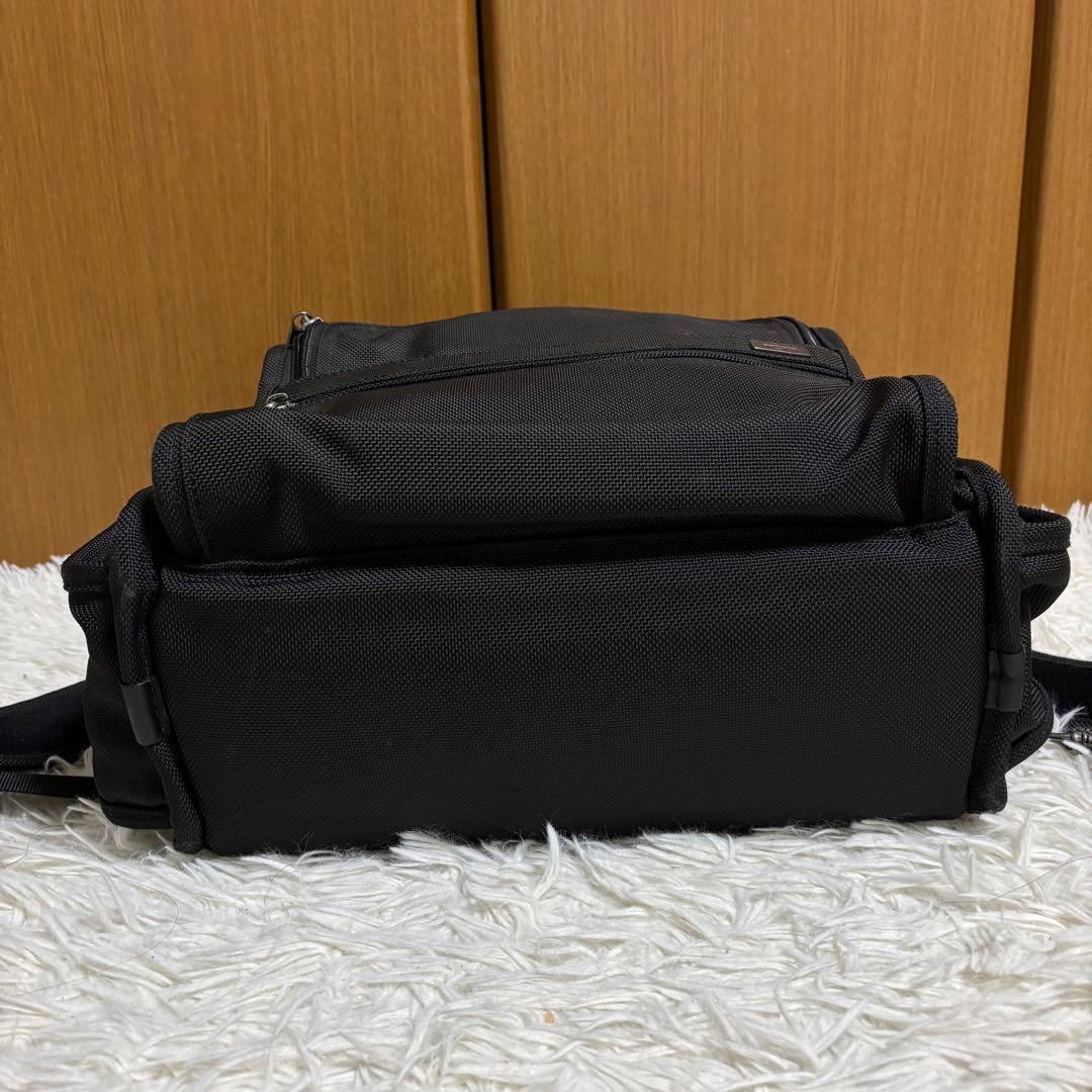 f*i様 TUMI ビジネス リュック PC対応 ブラック チャーム付 ナイロン