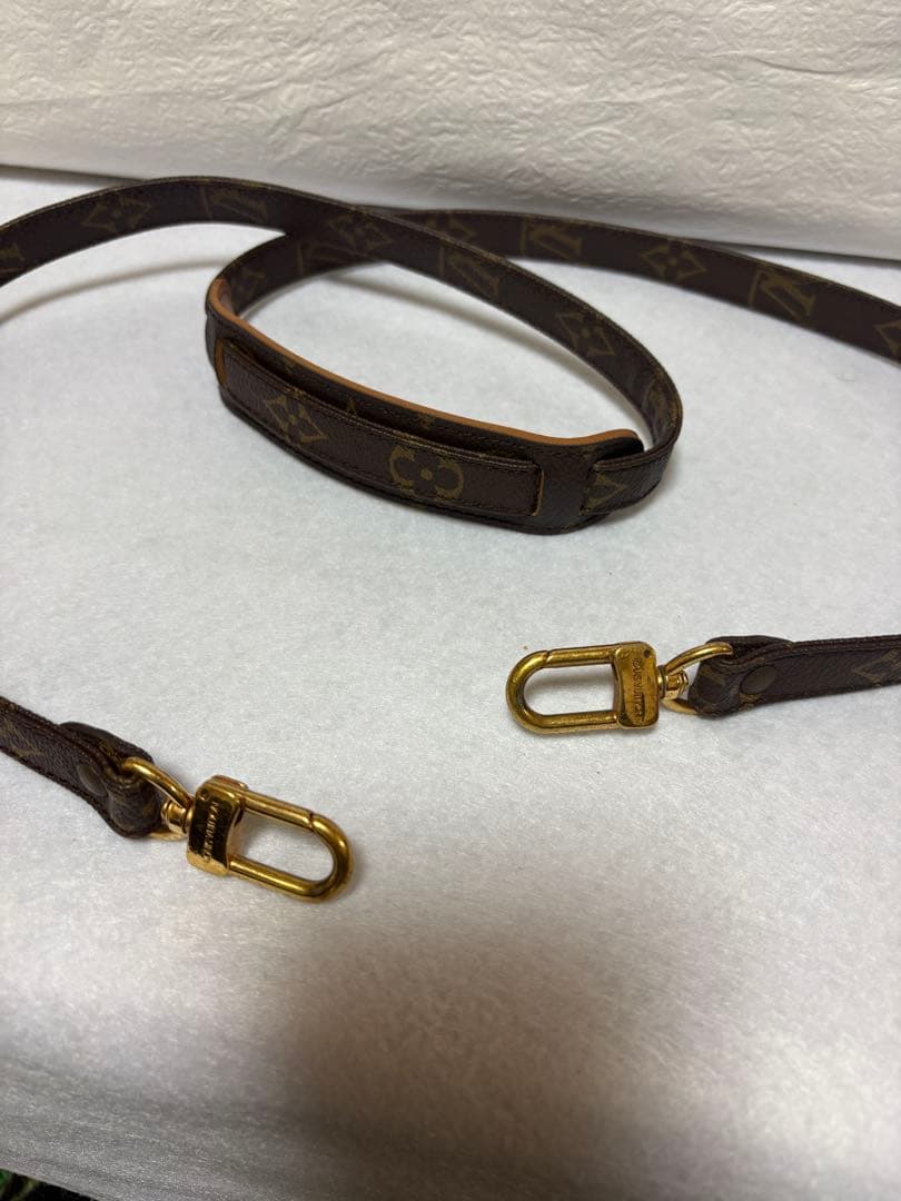 Louis Vuitton ブラウンレザーストラップ　モノグラム