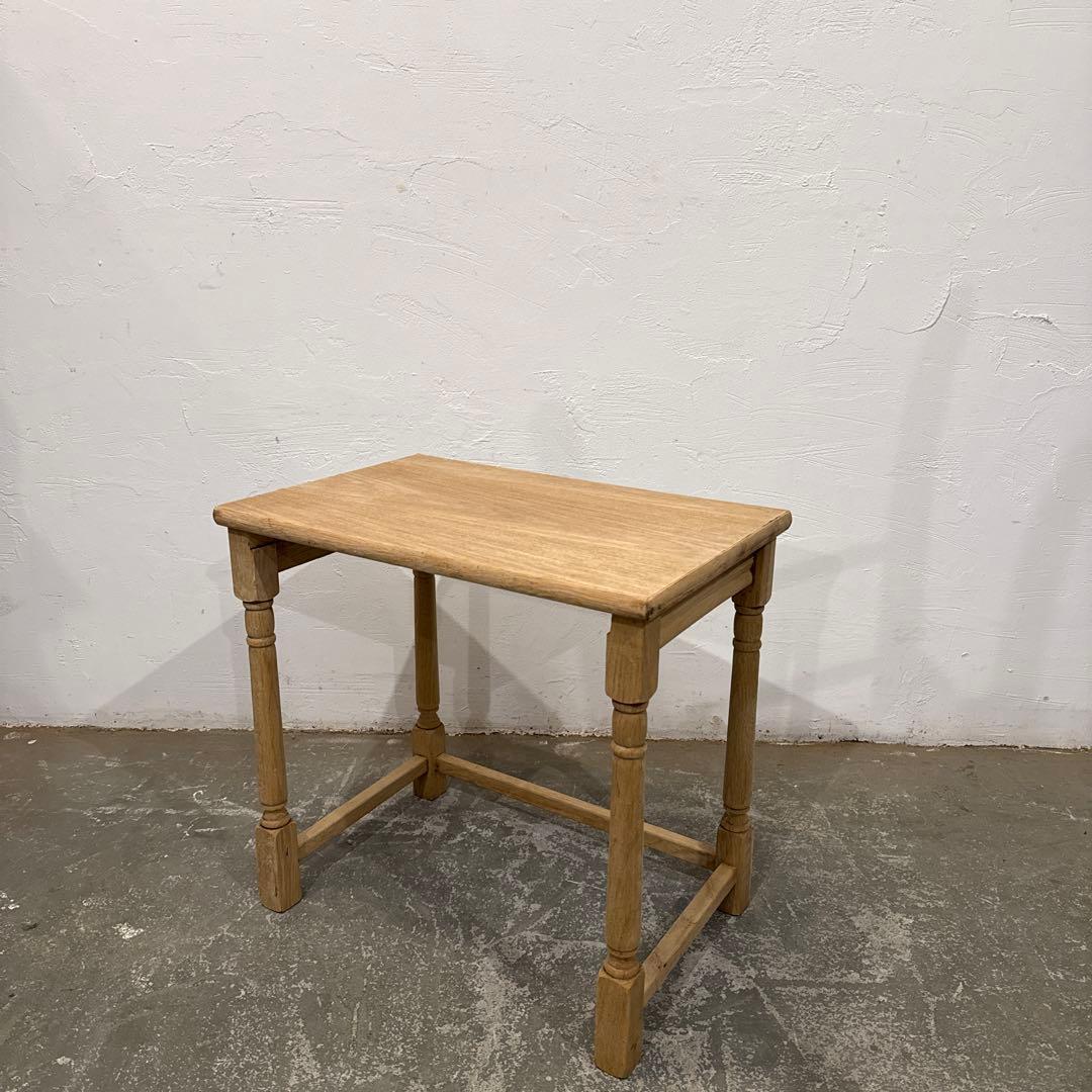 ビンテージ　木製サイドテーブル　剥離