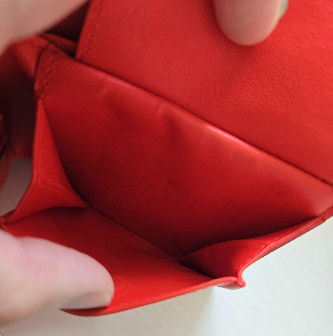 ボッテガヴェネタ　二つ折り財布　レッド　ブラック