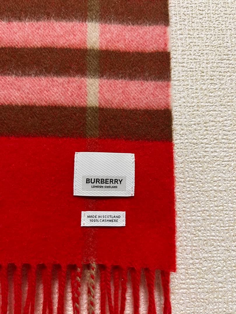 BURBERRY　バーバリー　マフラー　カシミア100％　ほぼ未使用品　赤系