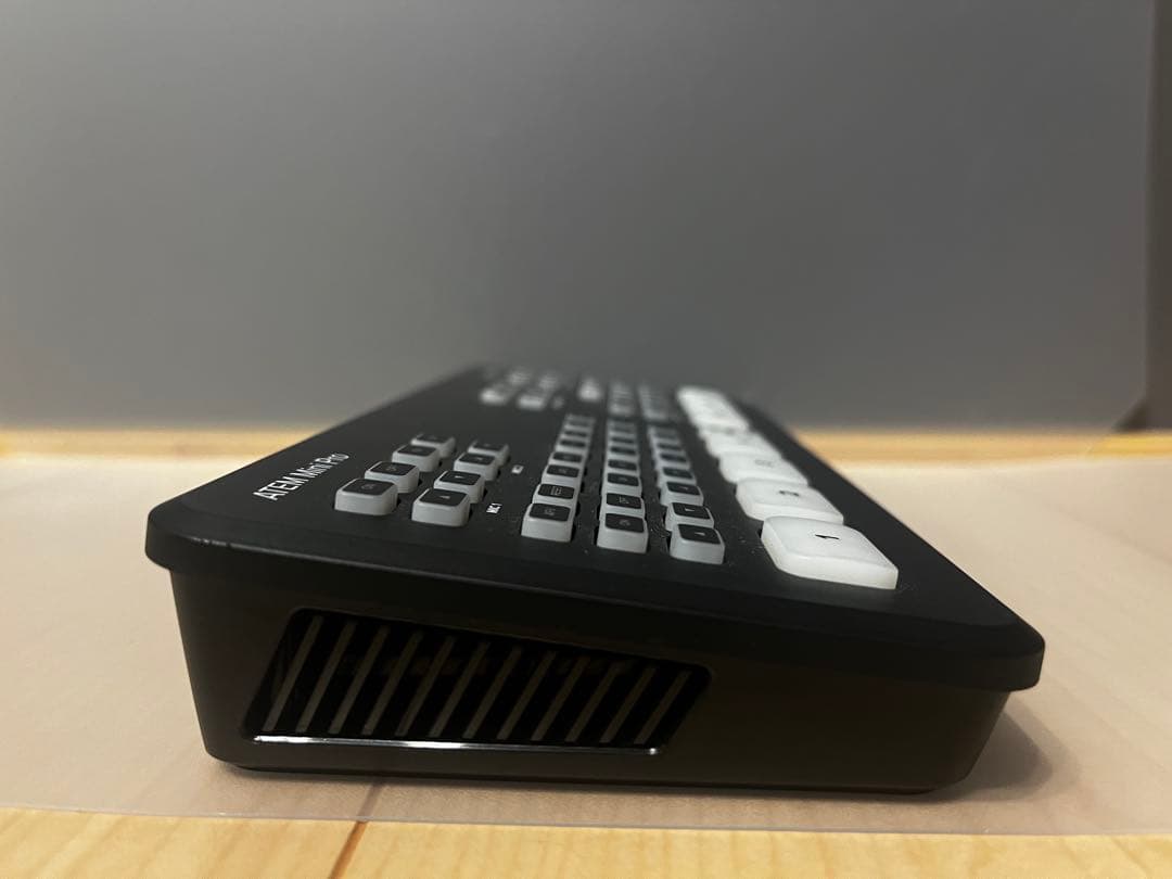 ATEM Mini Pro マルチカメラスイッチャー