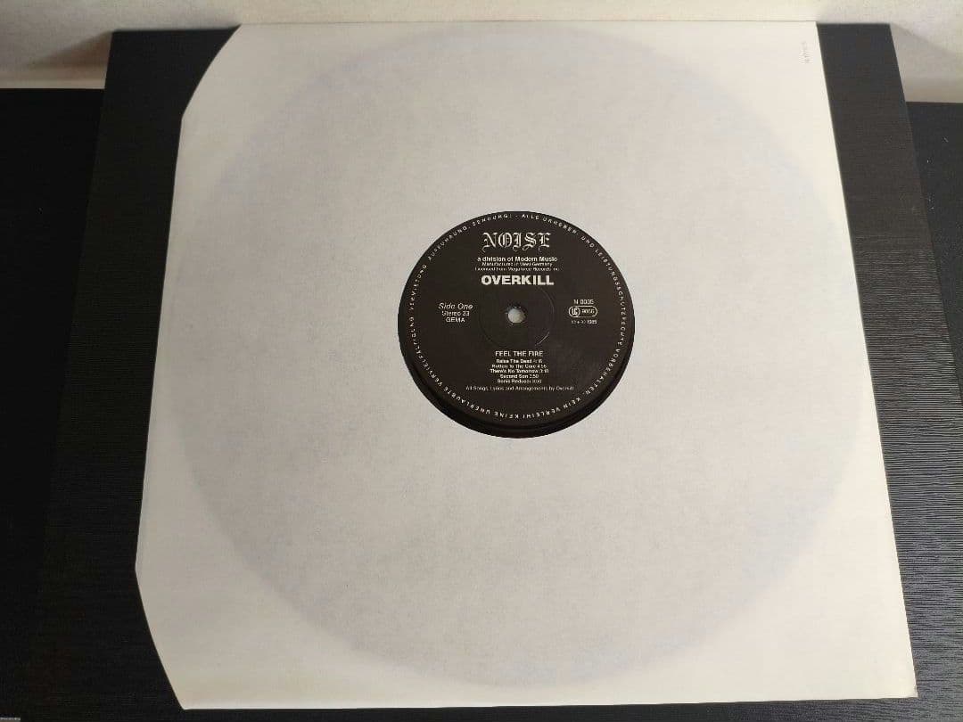 1985年 N 0035 Overkill – Feel The Fire LP