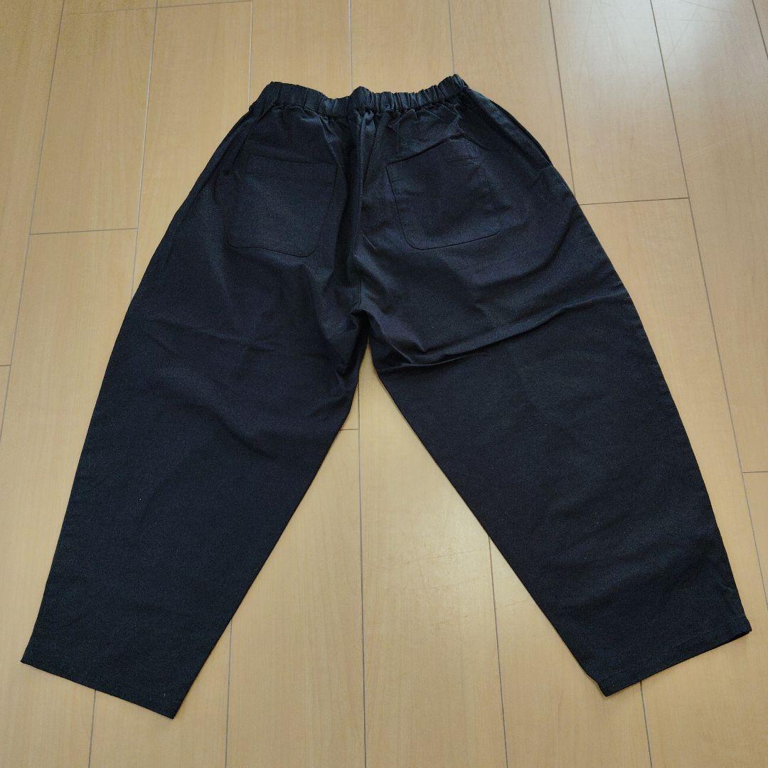 キーちゃんTandy　オローネ　バルーンパンツ　黒カジュアルパンツ