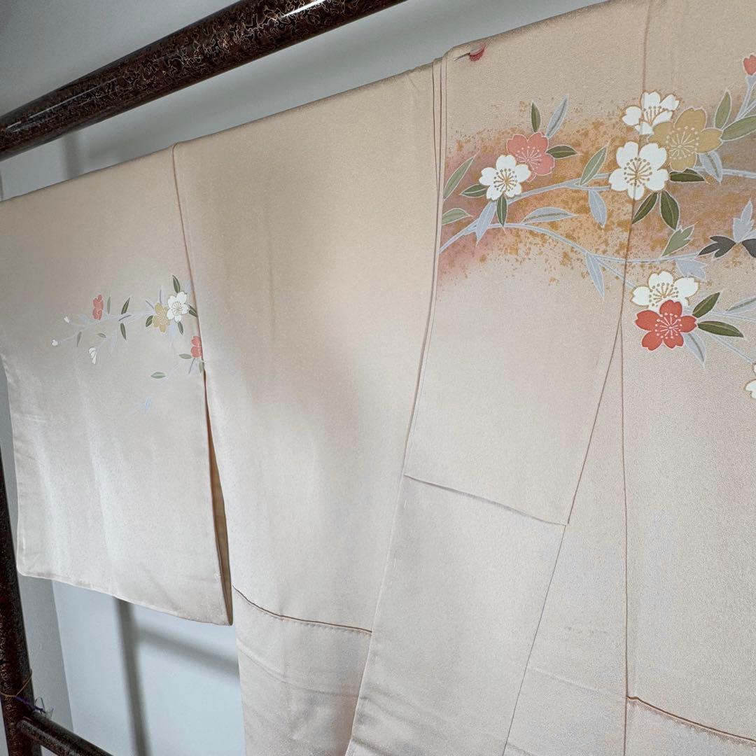 しつけ付　超美品　正絹　袷　現代　広襟　訪問着　着物　163 肌色