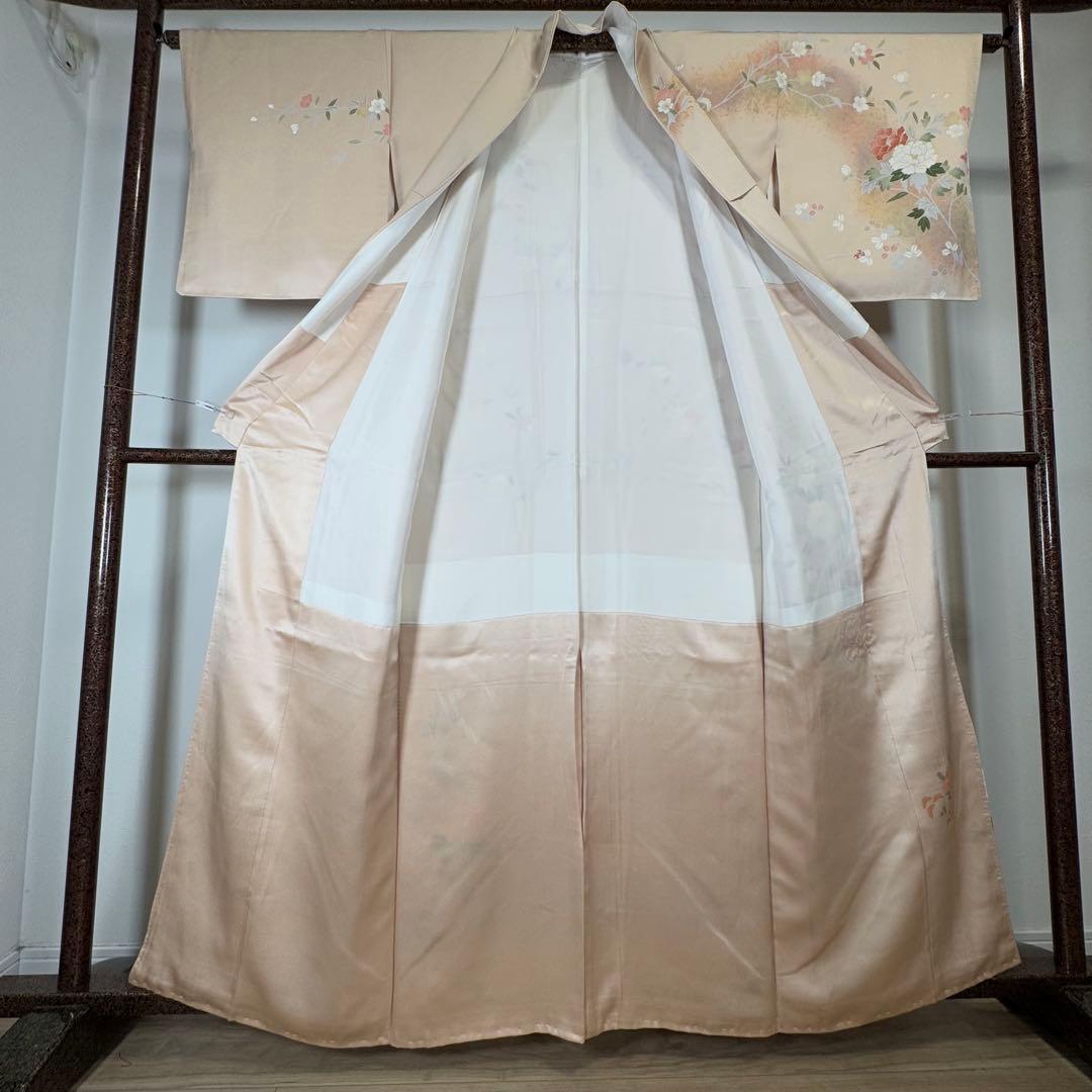 しつけ付　超美品　正絹　袷　現代　広襟　訪問着　着物　163 肌色