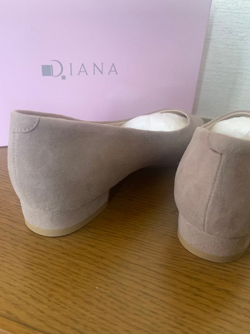 タグ付新品未使用　DIANA 23.5 フラットシューズ　パンプス