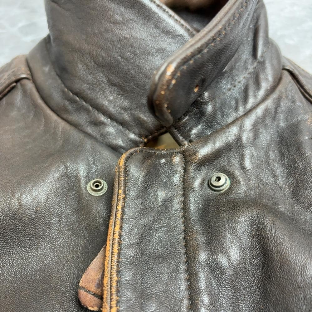 大きい AVIREX A2 フライトジャケット バックプリント シールブラウン