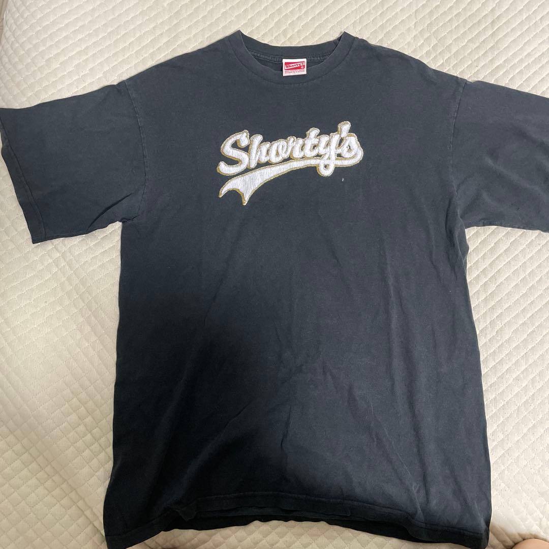 Shorty's ブラック Tシャツ
