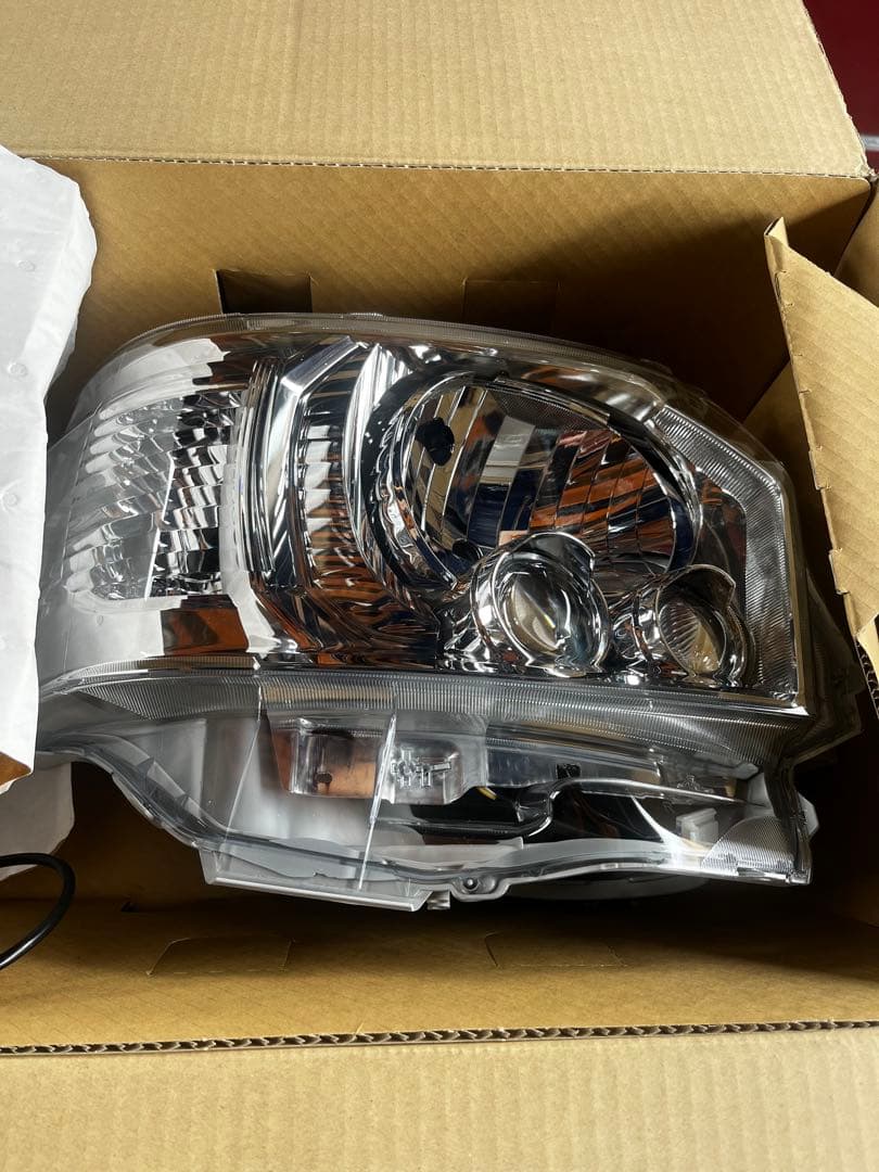 ハイエーススーパーGL GDH201 ダークプライム ヘットライト