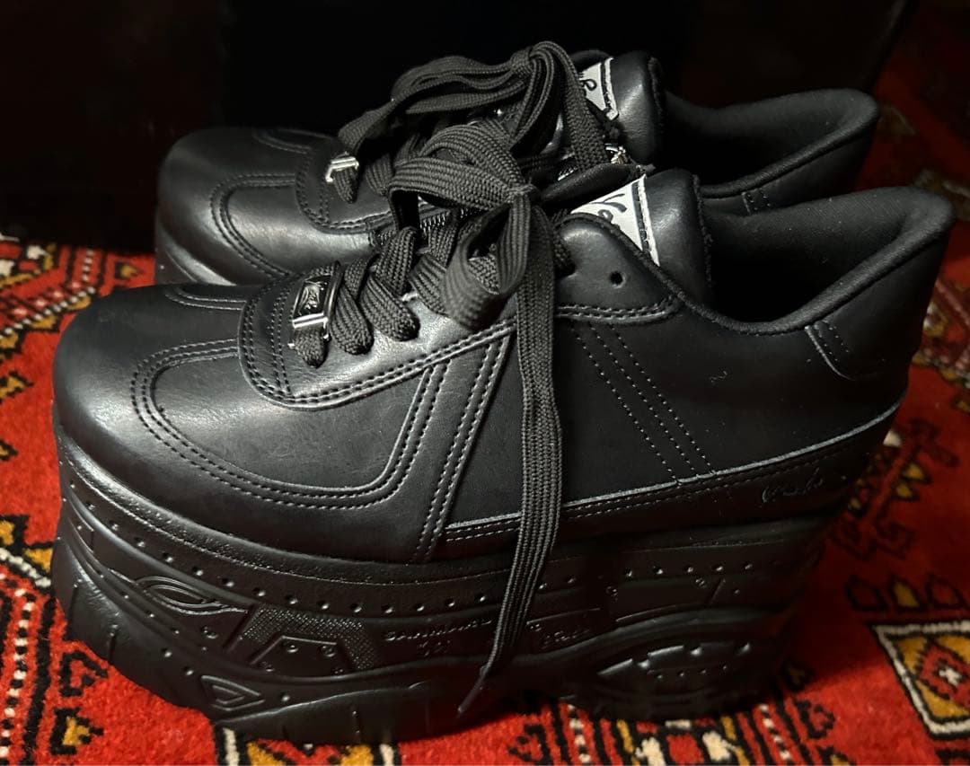 【大人気】新品未使用ヨースケYOUSUKE厚底レースアップスニーカー 23センチ