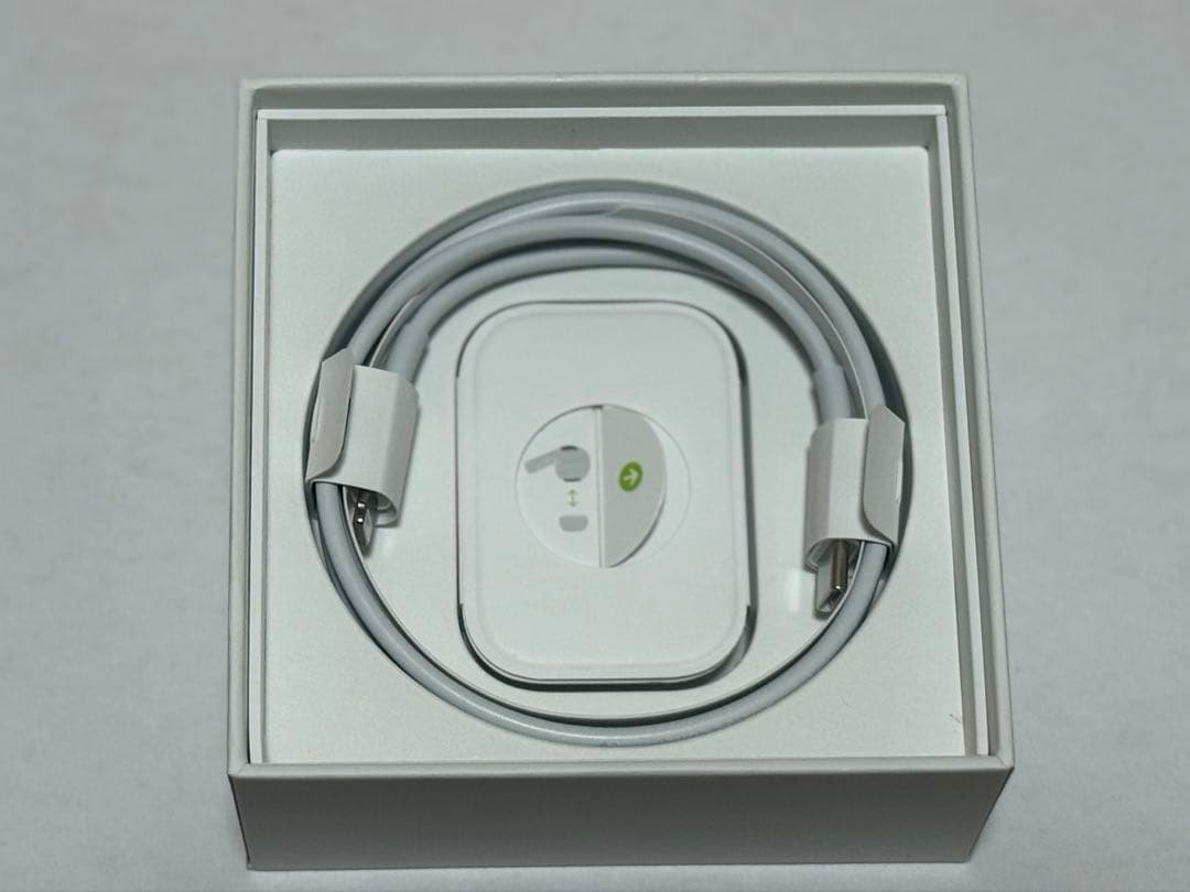 Apple AirPods Pro 2 Lightning azla付き