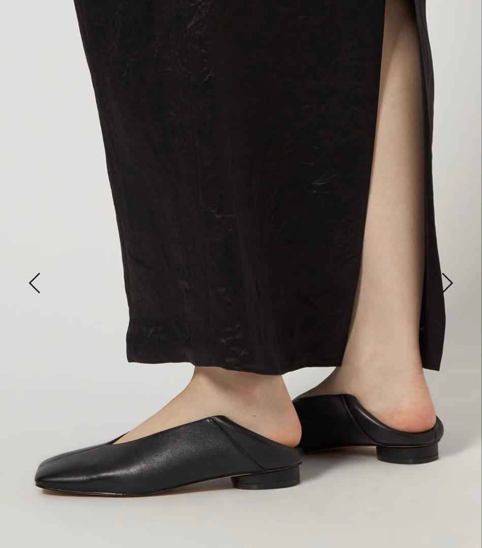 美品ODETTE E ODILE オブリークスクエアトゥフラット　22.5㎝