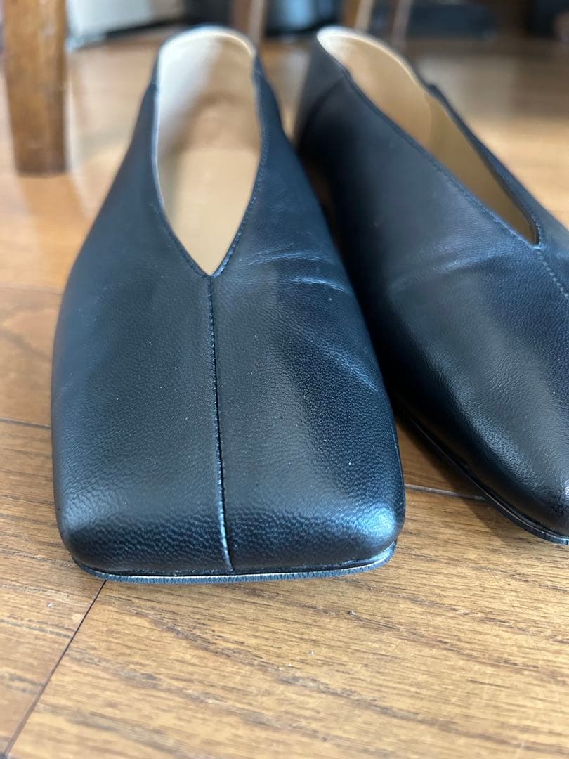 美品ODETTE E ODILE オブリークスクエアトゥフラット　22.5㎝