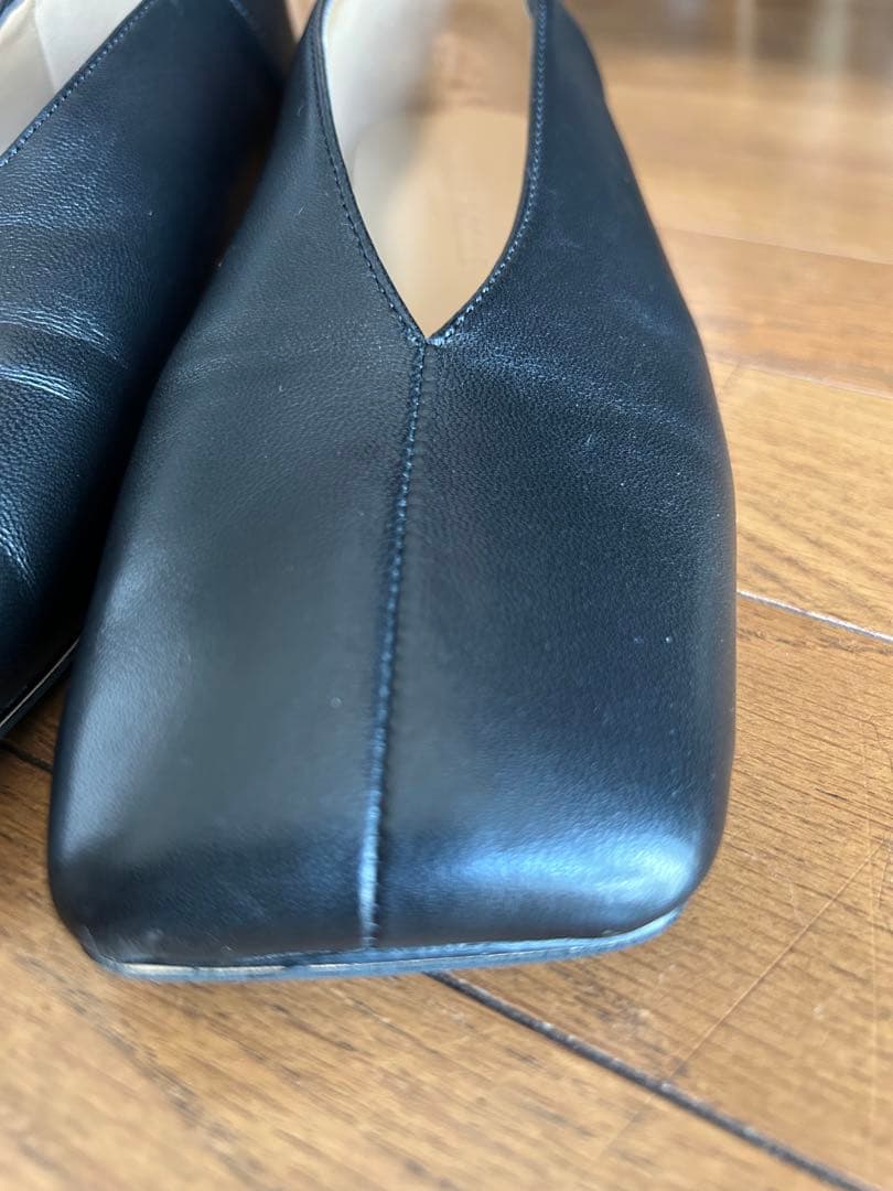 美品ODETTE E ODILE オブリークスクエアトゥフラット　22.5㎝