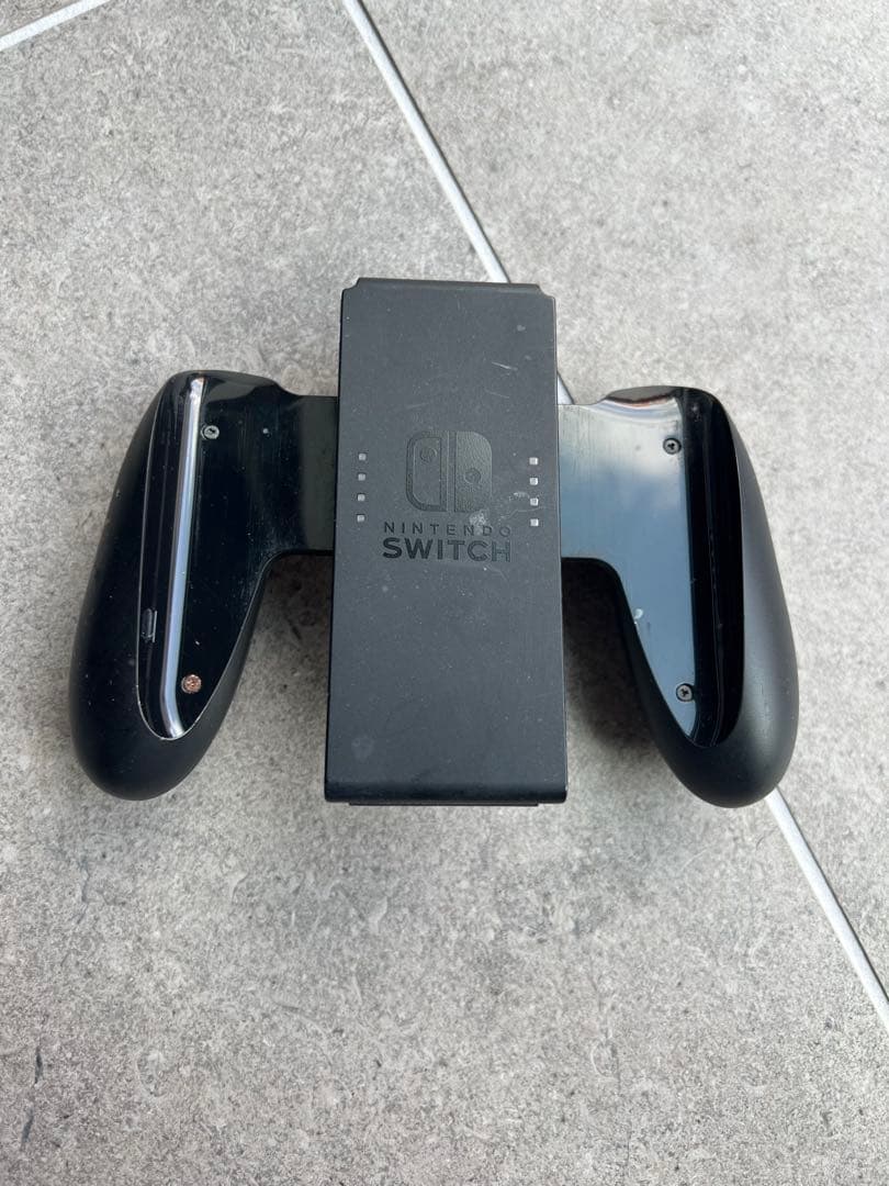 任天堂　Switch ドラクエエディション　本体