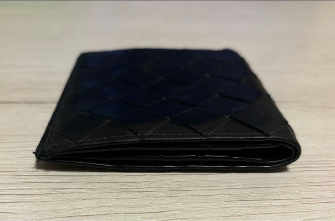 【美品】Bottega Veneta ブラック 二つ折り財布