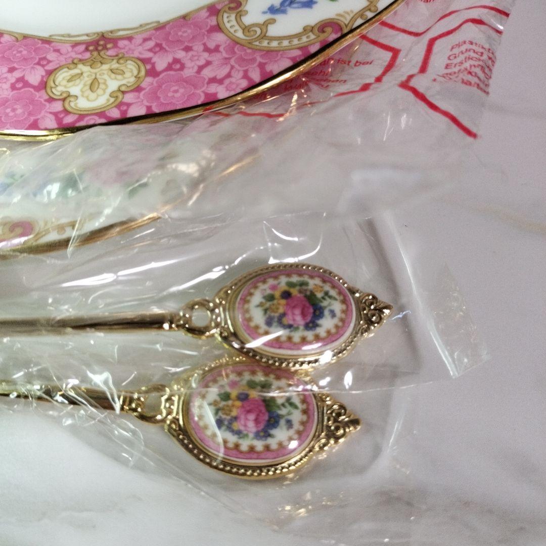 ♥ロイヤルアルバート　レディカーライル♥プレート2枚＆フォーク2本