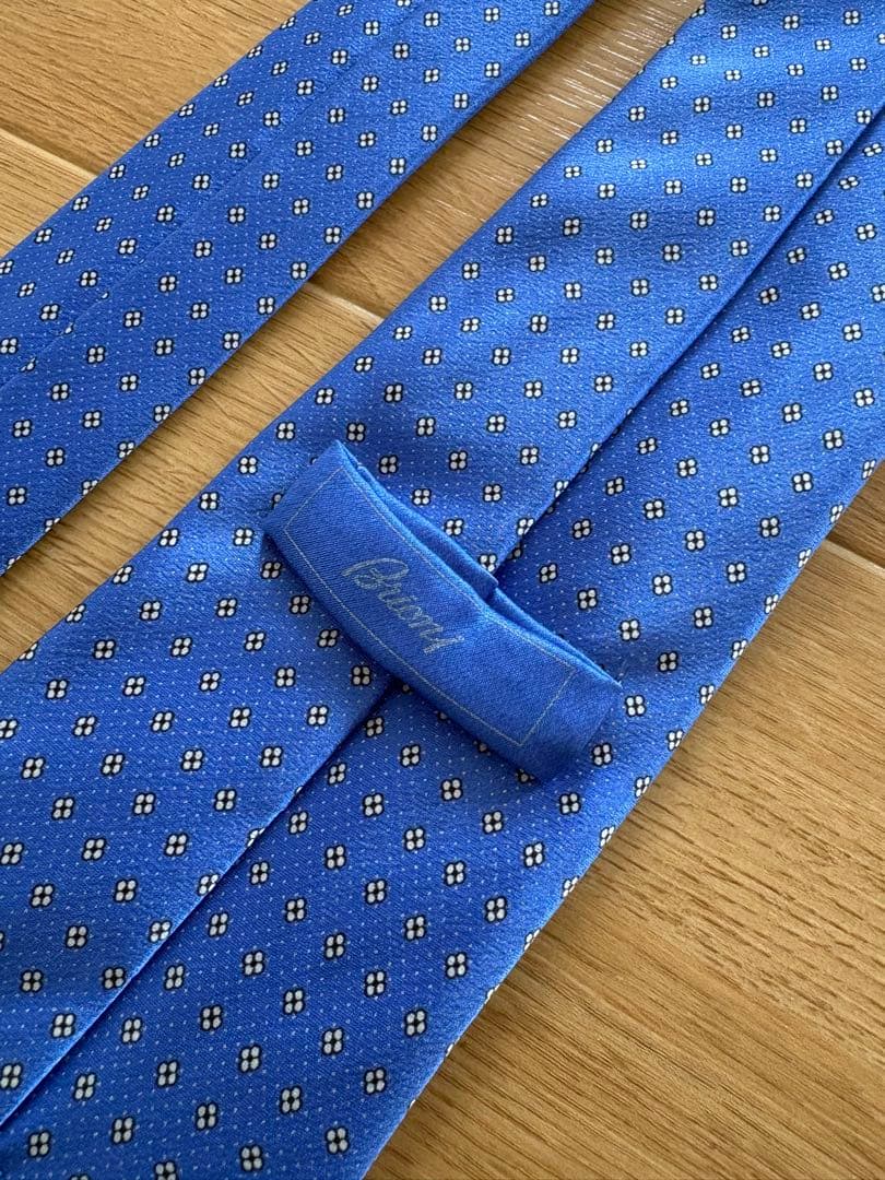 未使用　ブリオーニ　イタリア製　ネクタイ　小紋柄　ブルー系