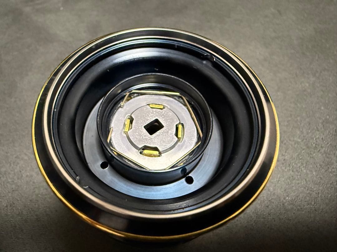 未使用取り外し！19CERTATE LT4000-CXH スプール ハンドル