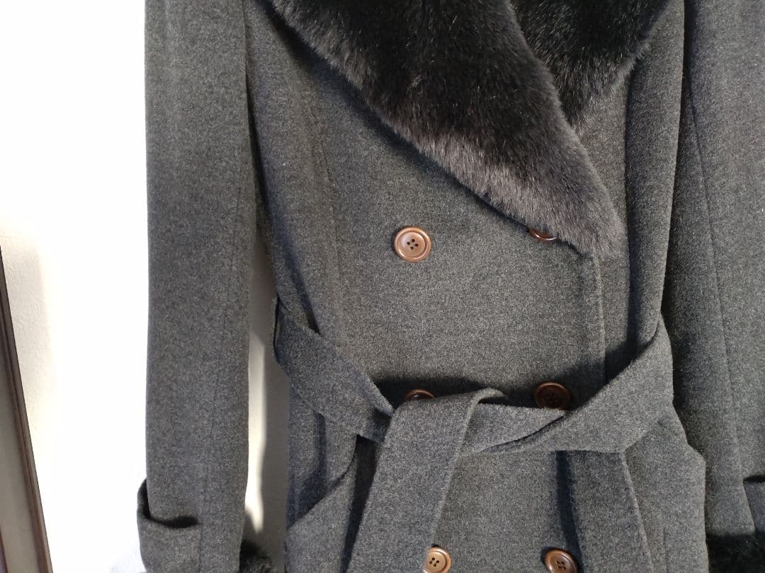 BOSCHボッシュウールダークグレー ファー付きマキシ丈ロングコートsize38