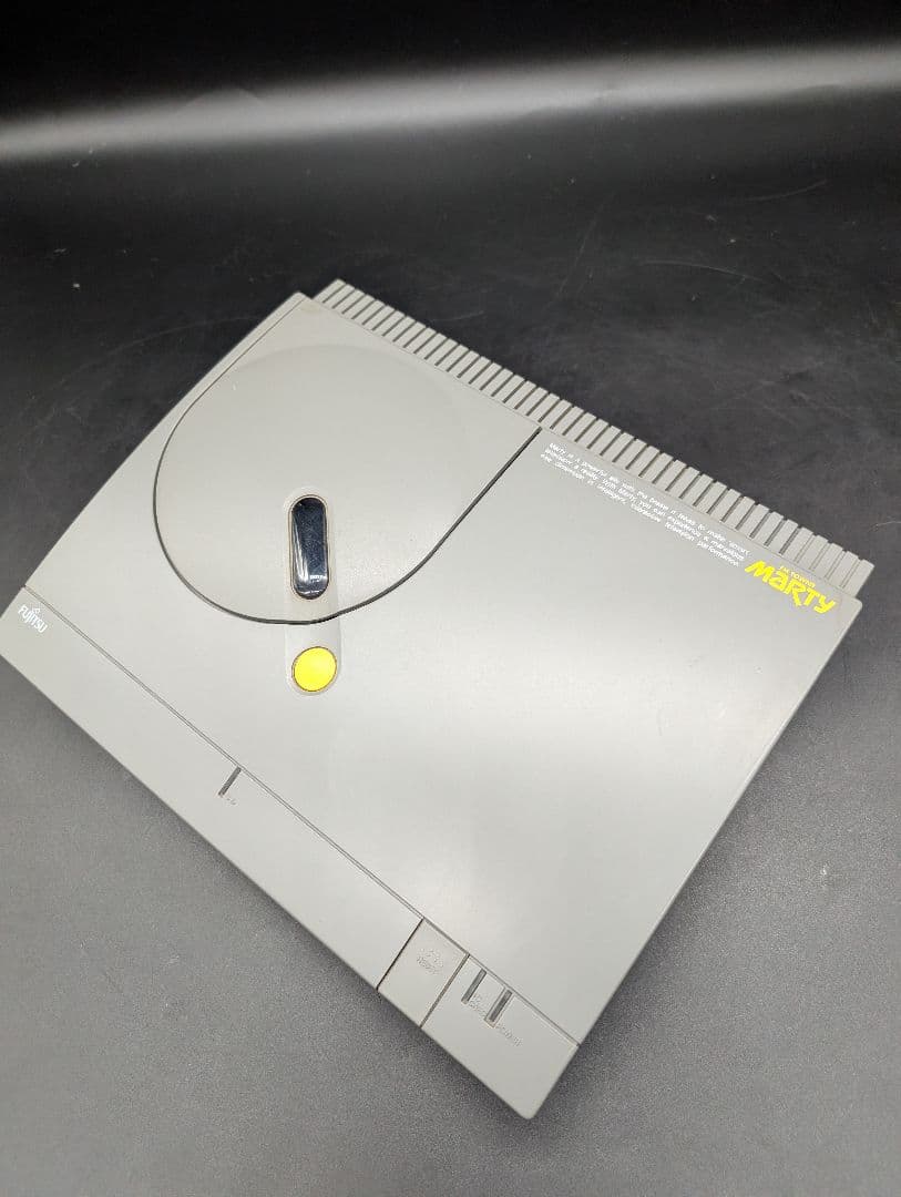 【外装比較的綺麗】FM TOWNS MARTY2 本体　現状品